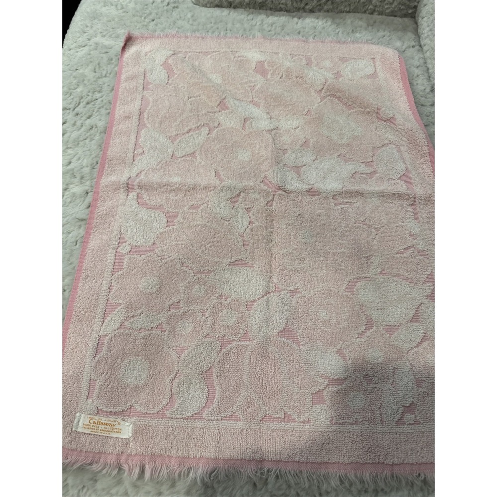 Vintage Callaway Elmrose Pink & White Hand Towel 16x22